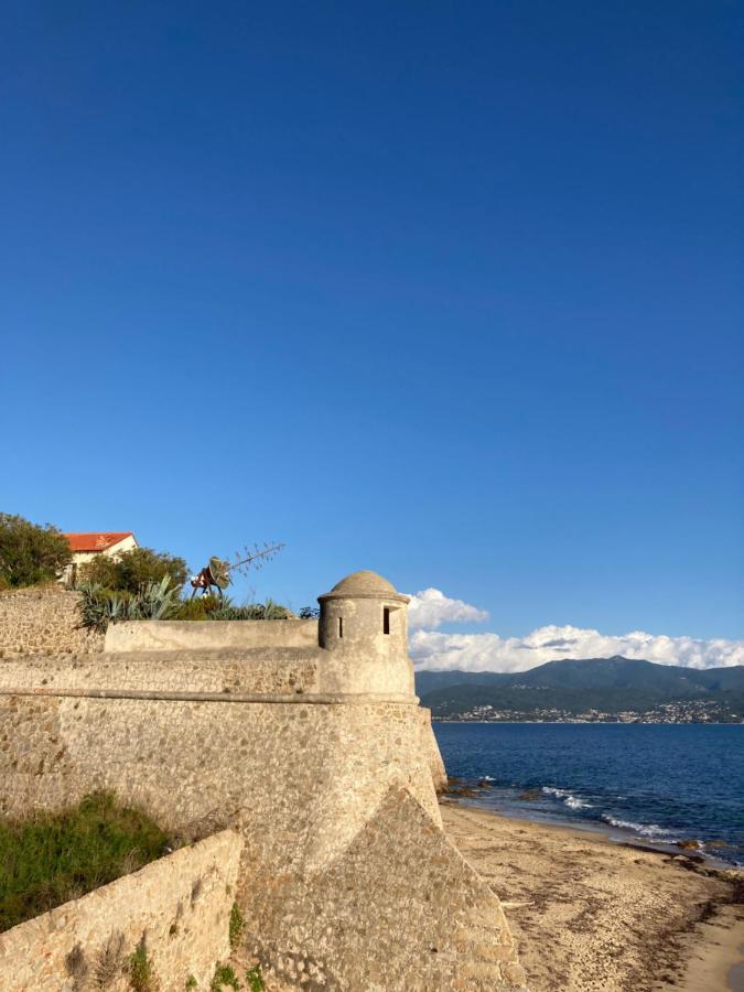 Studio Spacieux Tout Confort Cite Imperiale Ajaccio  Exterior foto